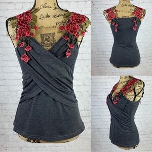 SheShow Gray Ruched Side Cross Front Appliquéd Straps Top